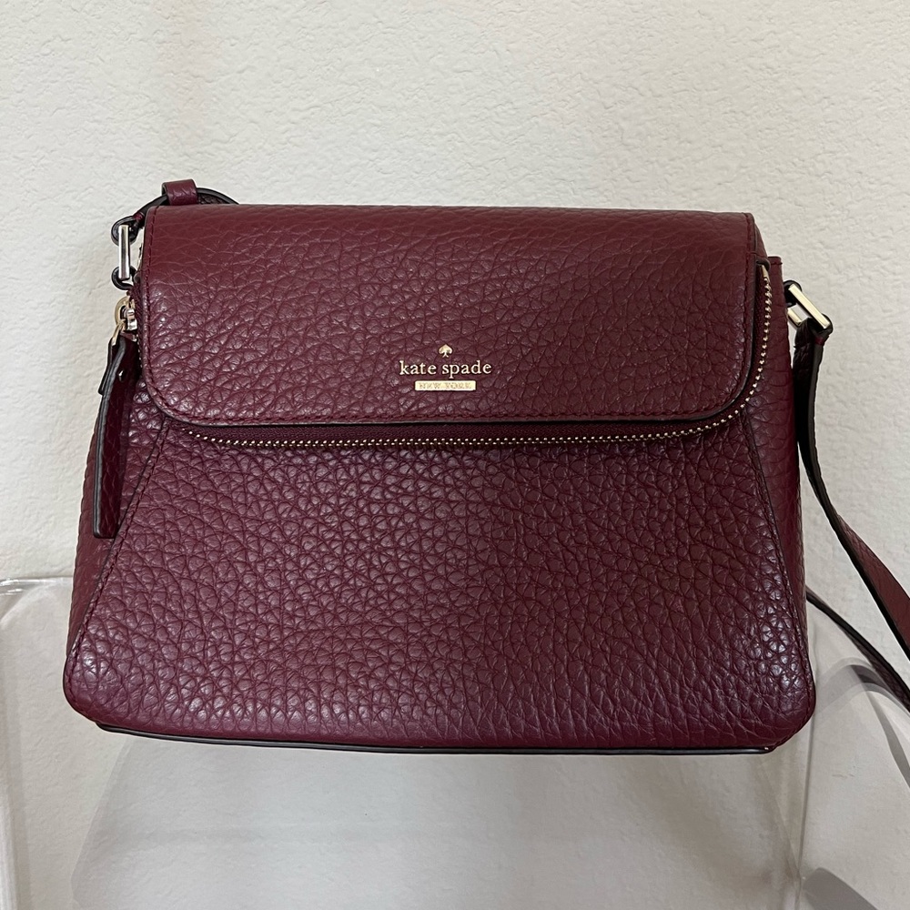 Kate Spade crossbody maroon bag